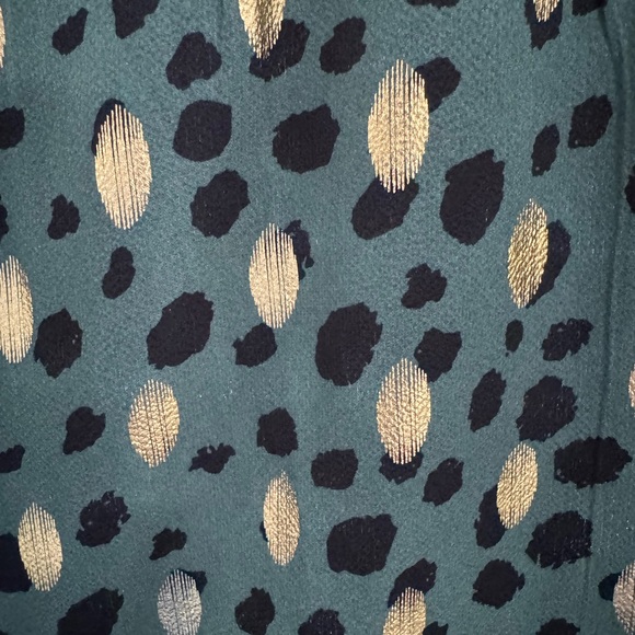 New with tags blouse - Picture 2 of 4